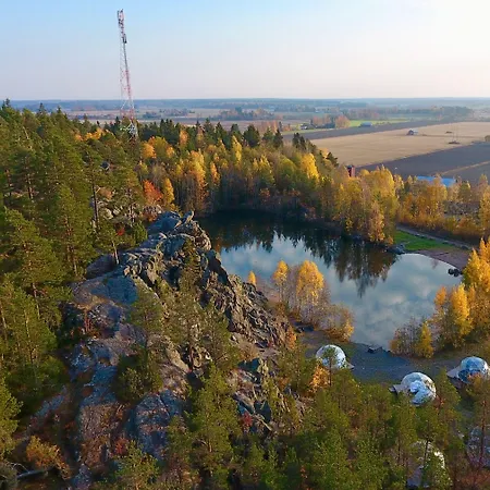 فندق Finndome- Glamping بوري