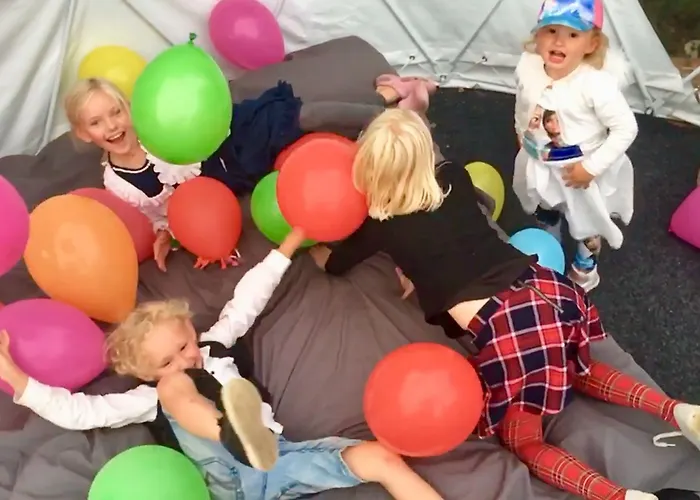 Finndome- Glamping 호텔 2*