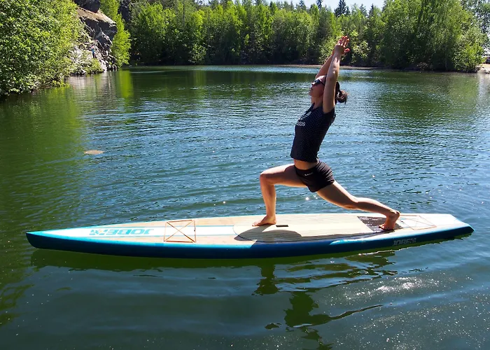 فندق Finndome- Glamping بوري