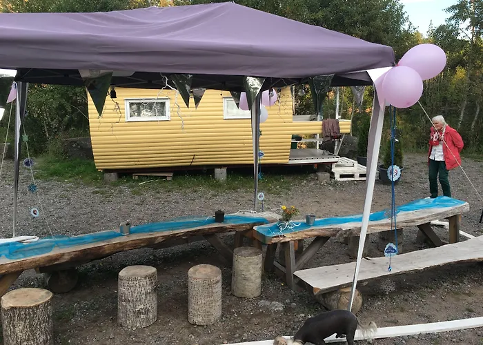 فندق Finndome- Glamping 2*