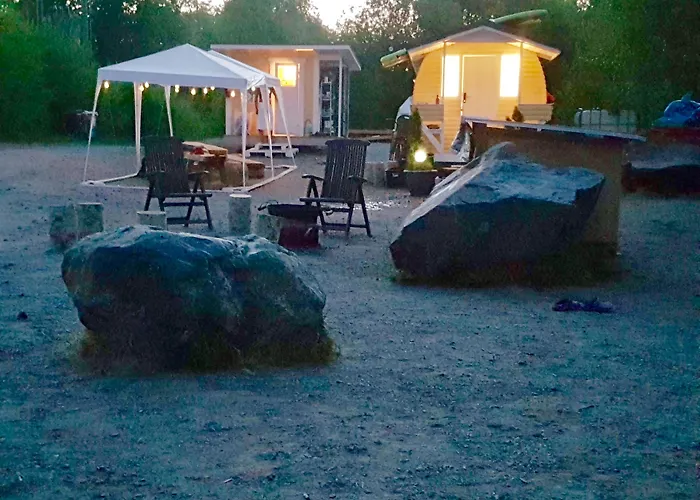 فندق Finndome- Glamping 2*
